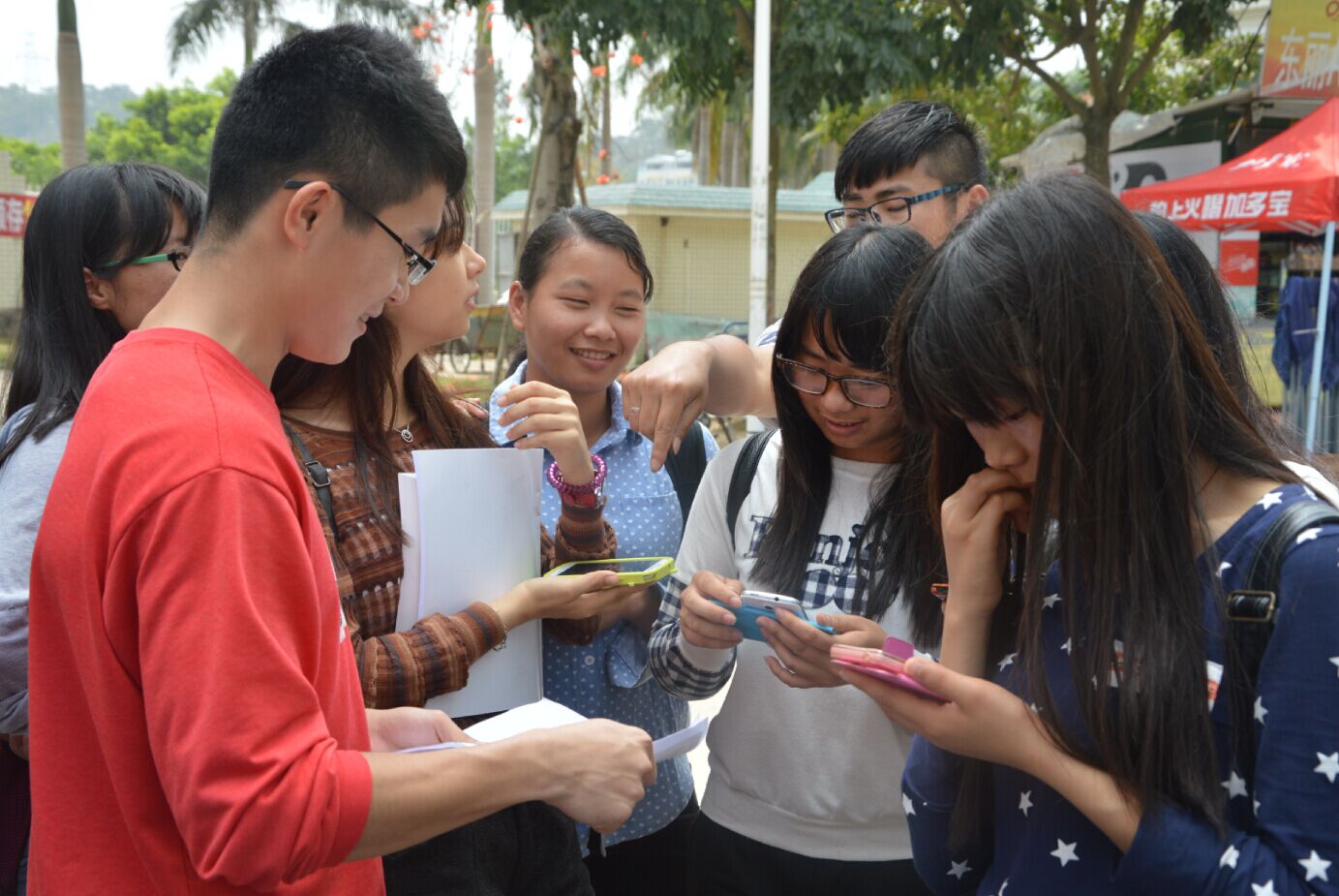 我院大学生“绿植领养”环保活动绿动韩园